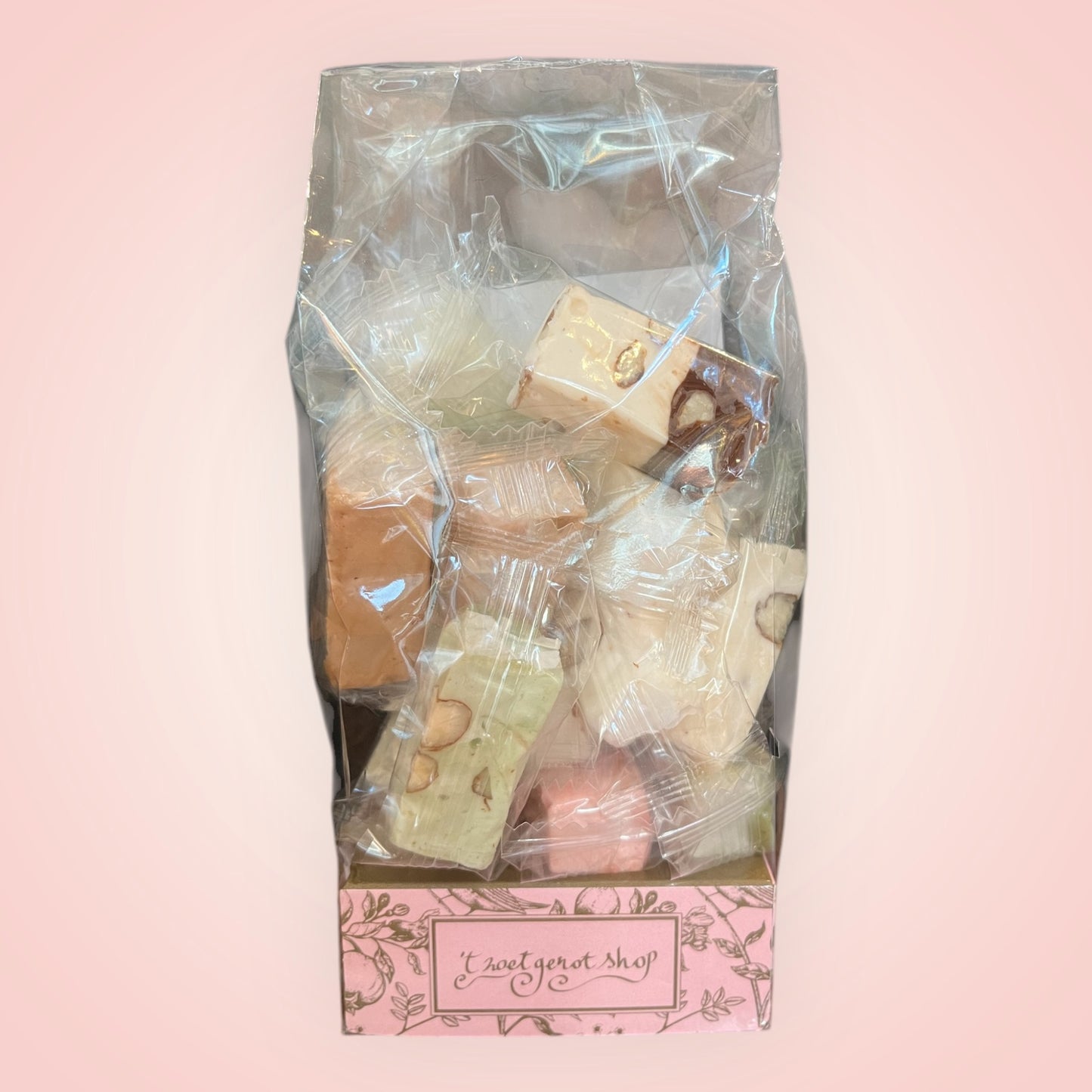 Zachte Nougatblokjes met Amandel - Carlier