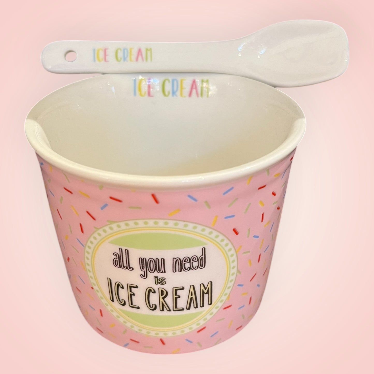 Porseleinen ijspotje met lepeltje, roos