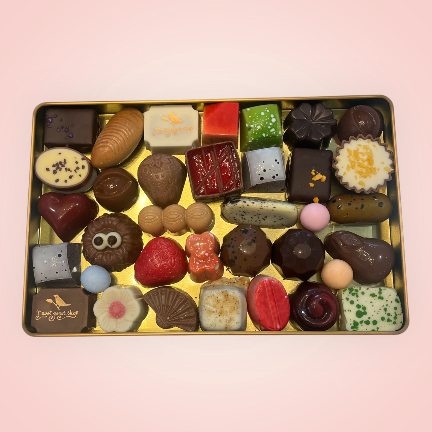 Blik gevuld met artisanale pralines – met of zonder personalisatie